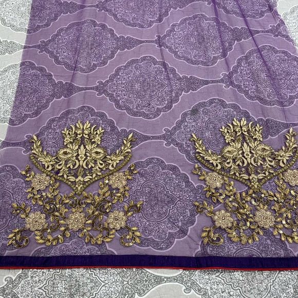 New Dark purple golden beige shaded net saree. - Picture 9 of 14